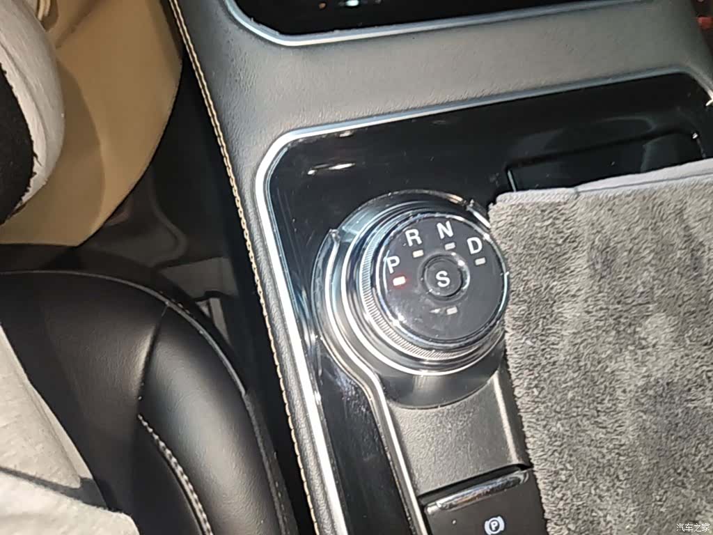 Ford Edge, 2023 14