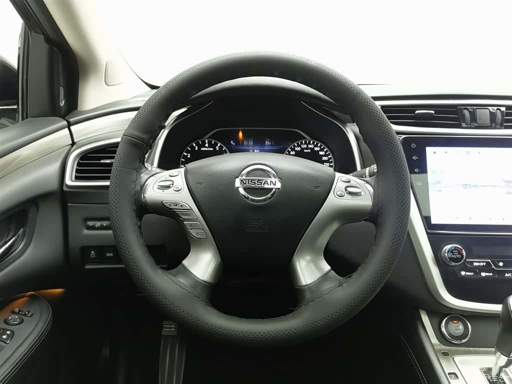Nissan Murano, 2021 11