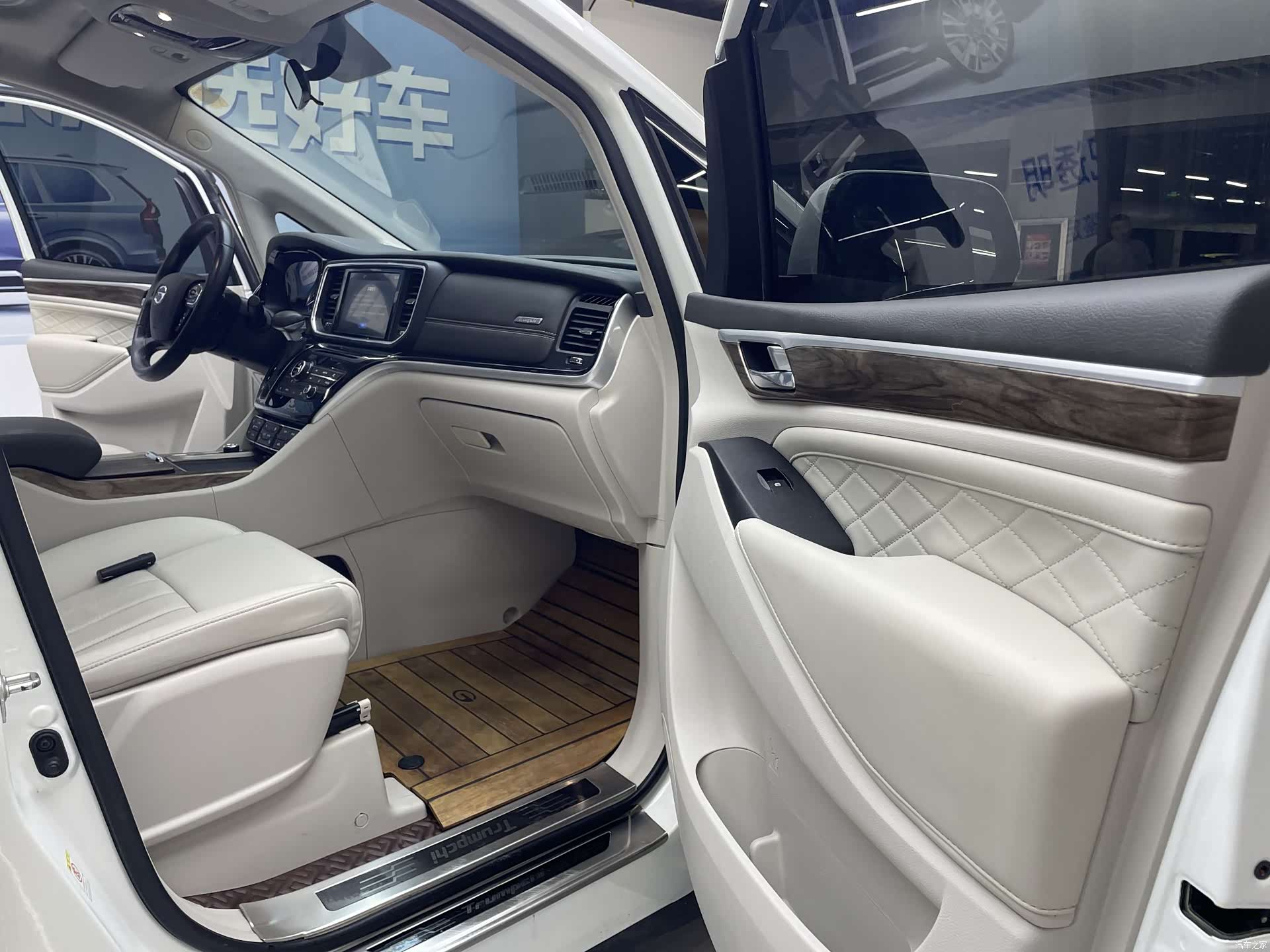 Trumpchi M8, 2019 11