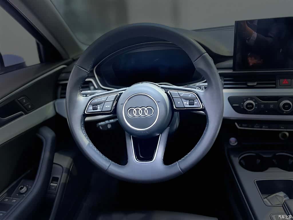 Audi A4L, 2024 9