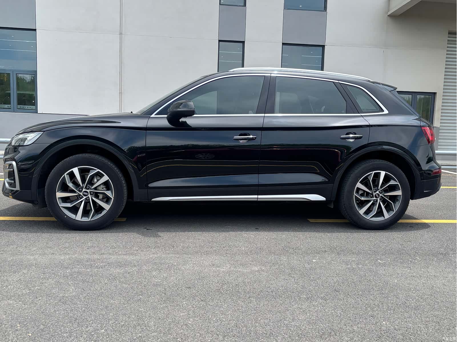 Audi Q5L, 2022 3