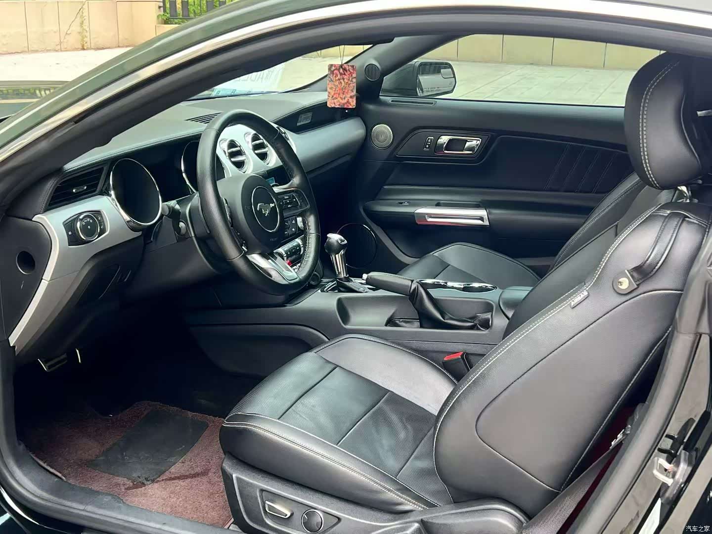 Ford Mustang, 2016 6