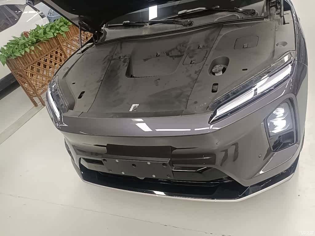 NIO ES6, 2025 20