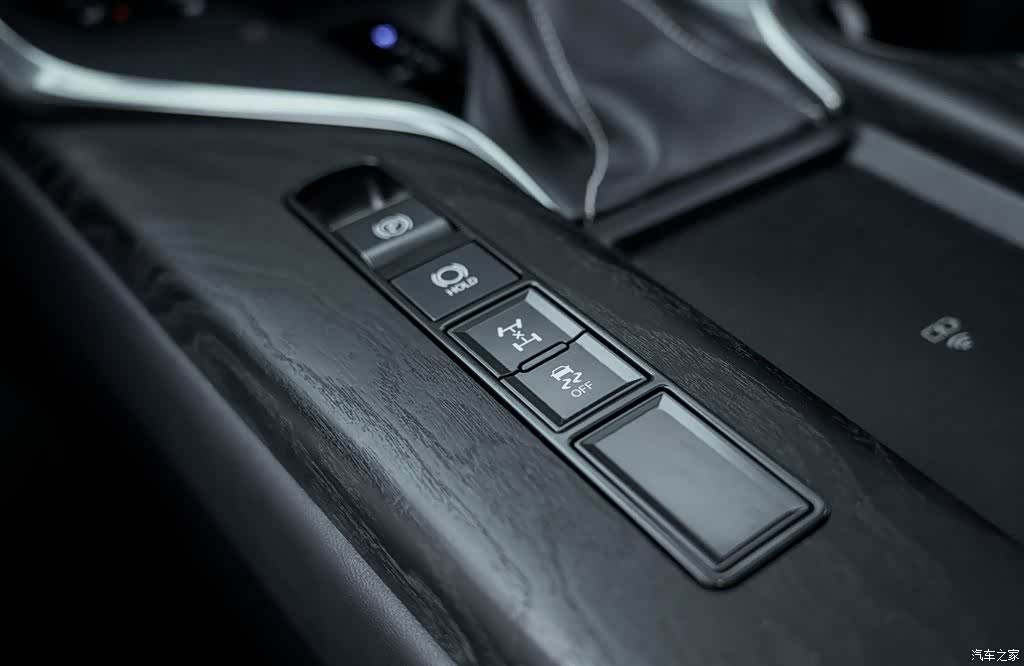 Lexus LX, 2024 15