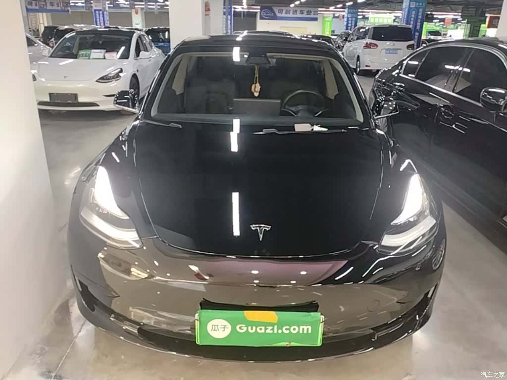 Tesla Model 3, 2021 3