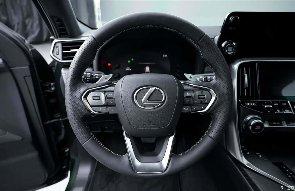 Lexus LX, 2024 9