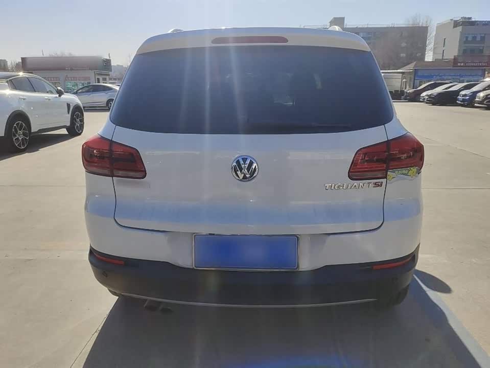 Volkswagen Tiguan Volkswagen Tiguan