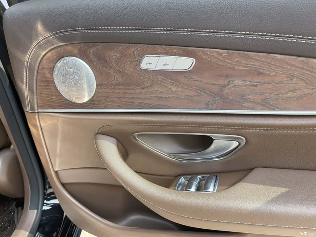 Mercedes-Benz E-Class, 2021 6