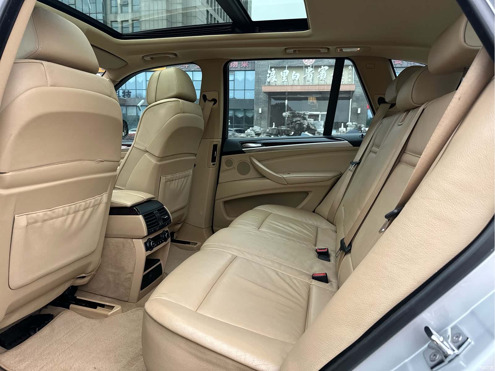 BMW X5, 2009 9