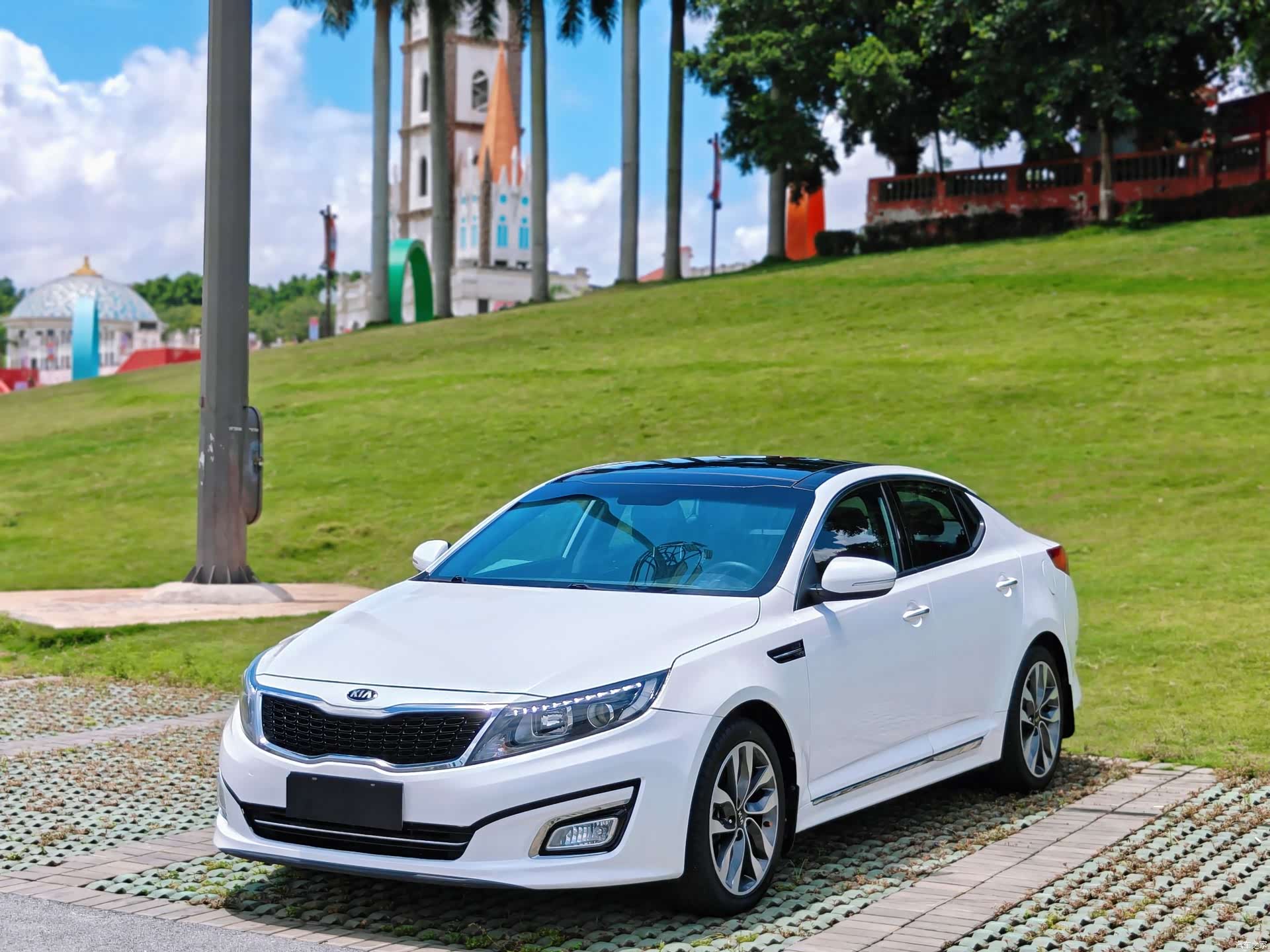 Kia K5, 2014 1