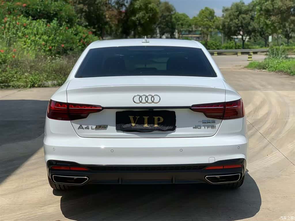 Audi A4L, 2021 8