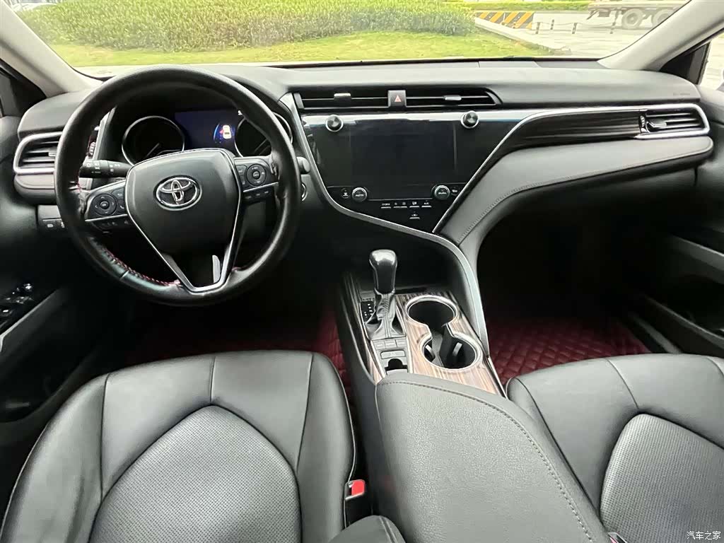Toyota Camry, 2020 16