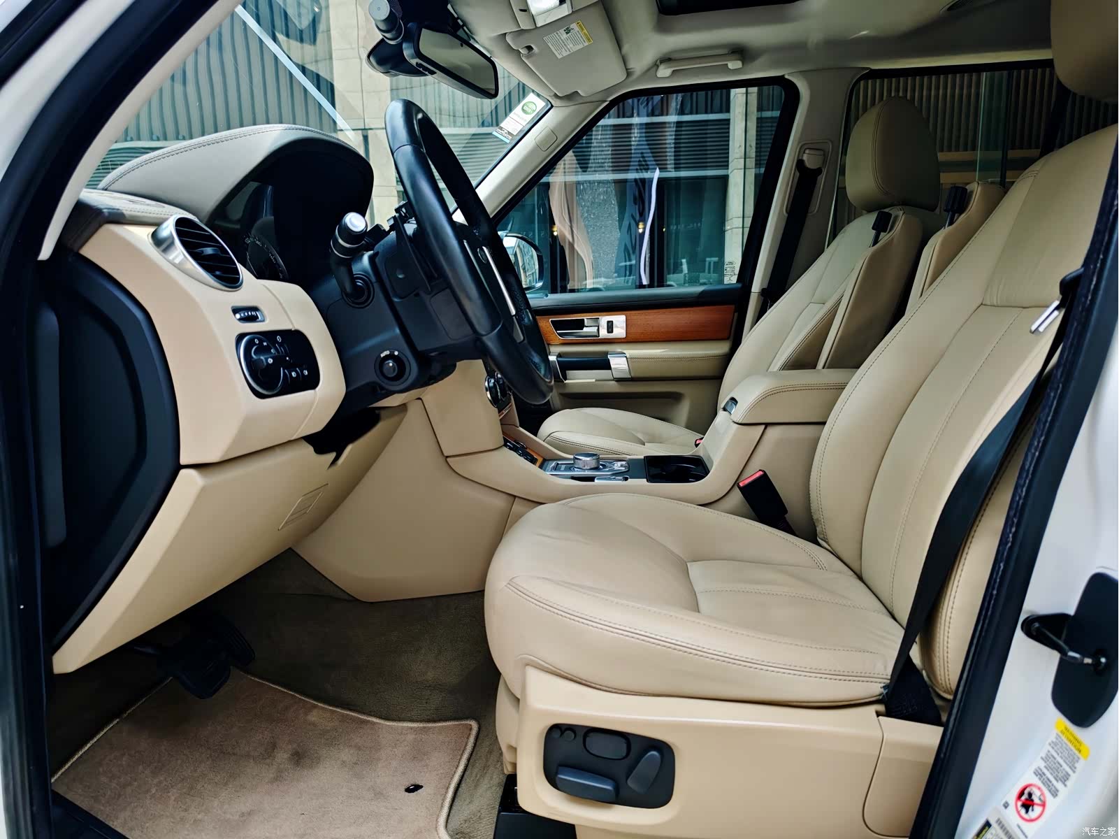 Land Rover Discovery, 2014 13