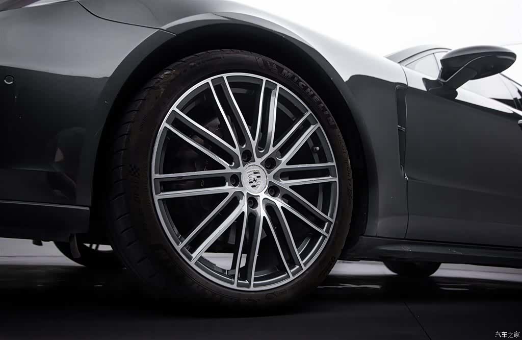 Porsche Panamera, 2018 8
