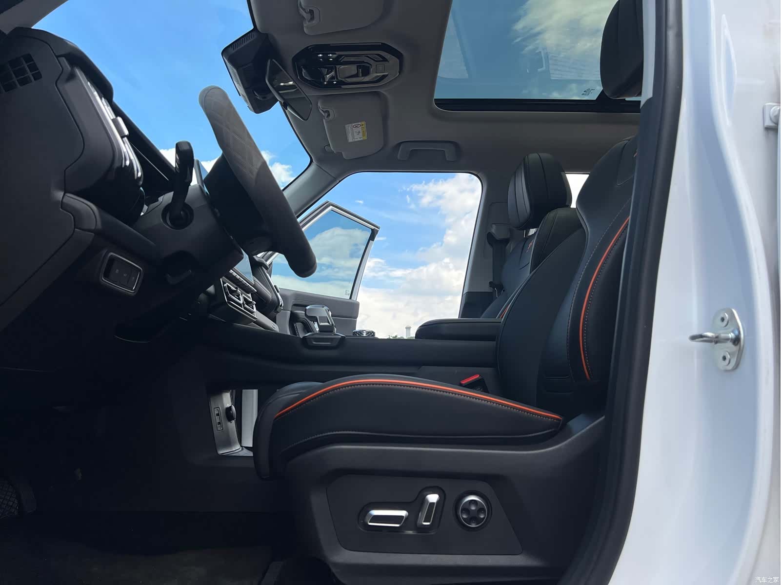 Jetour T1, 2025 4