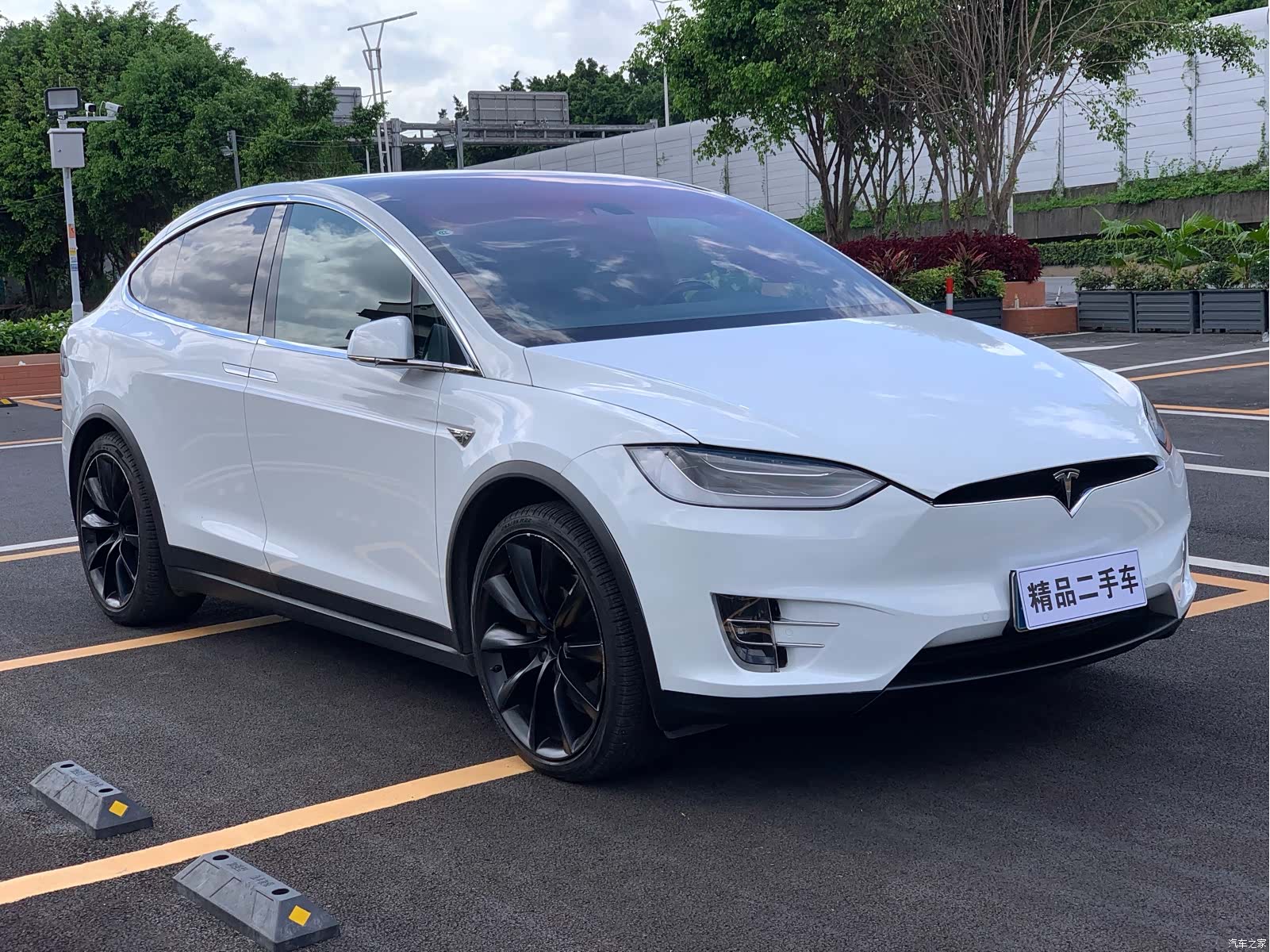 Tesla Model X, 2016 3