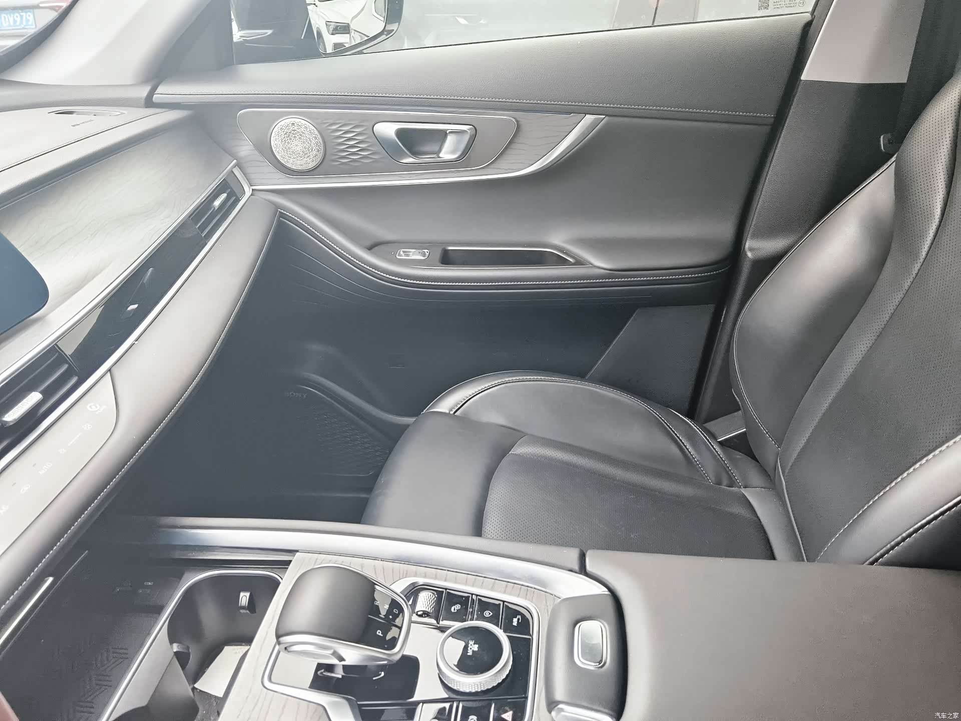 Chery Tiggo 8, 2023 4