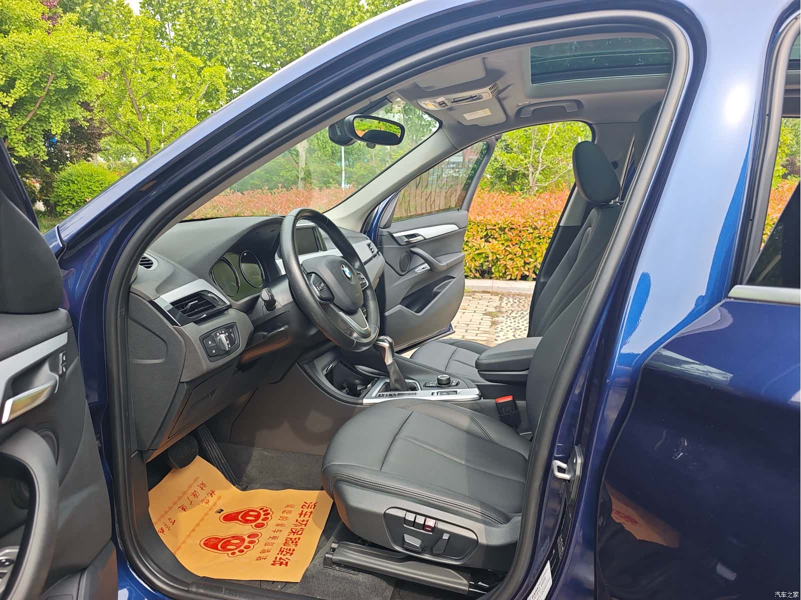 BMW X1, 2019 все фото