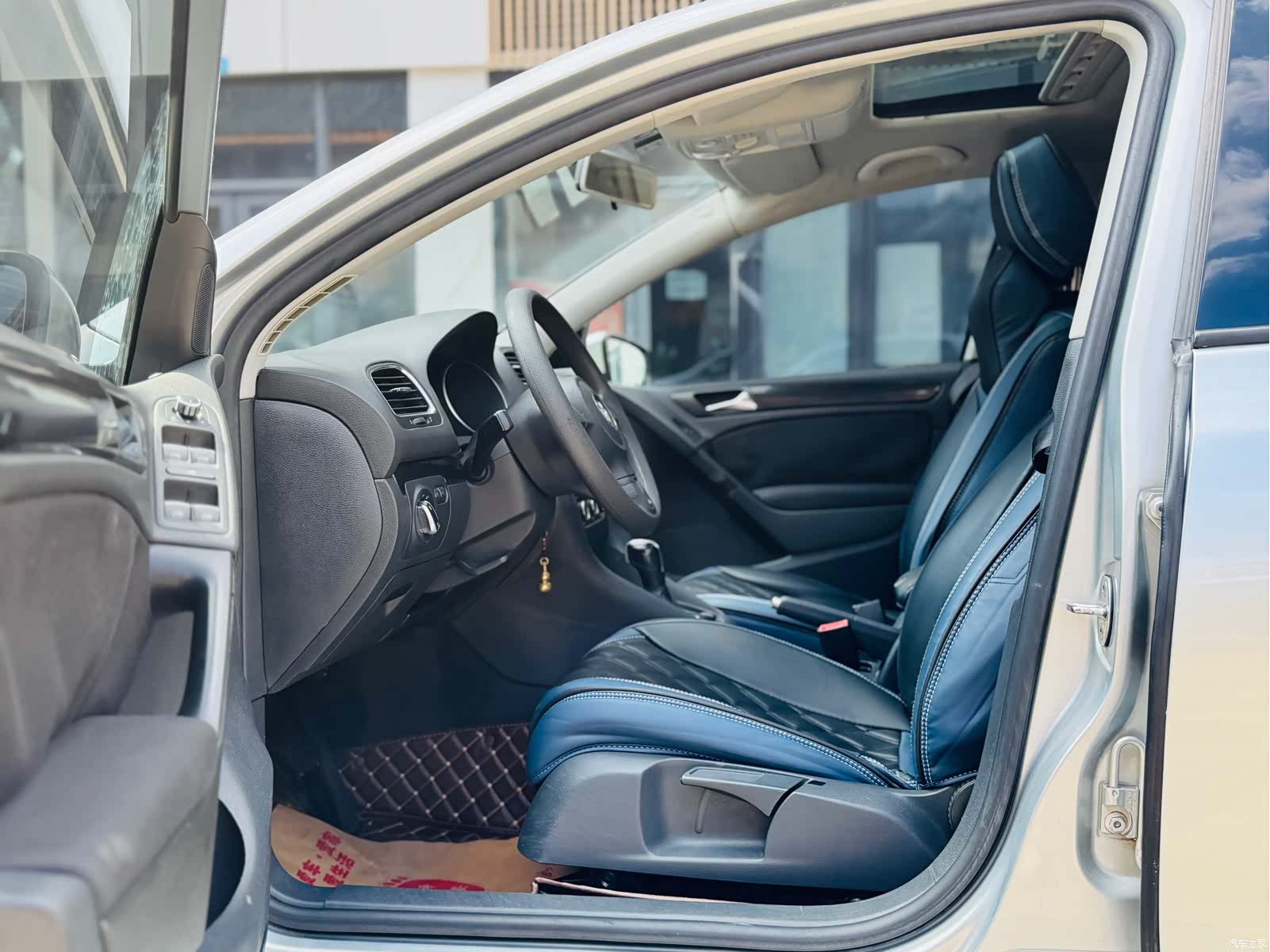 Volkswagen Golf, 2011 11