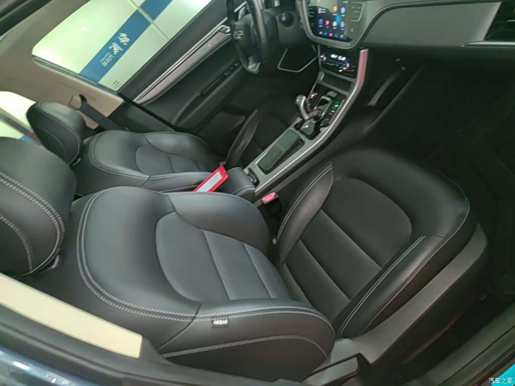Geely Emgrand, 2019 25
