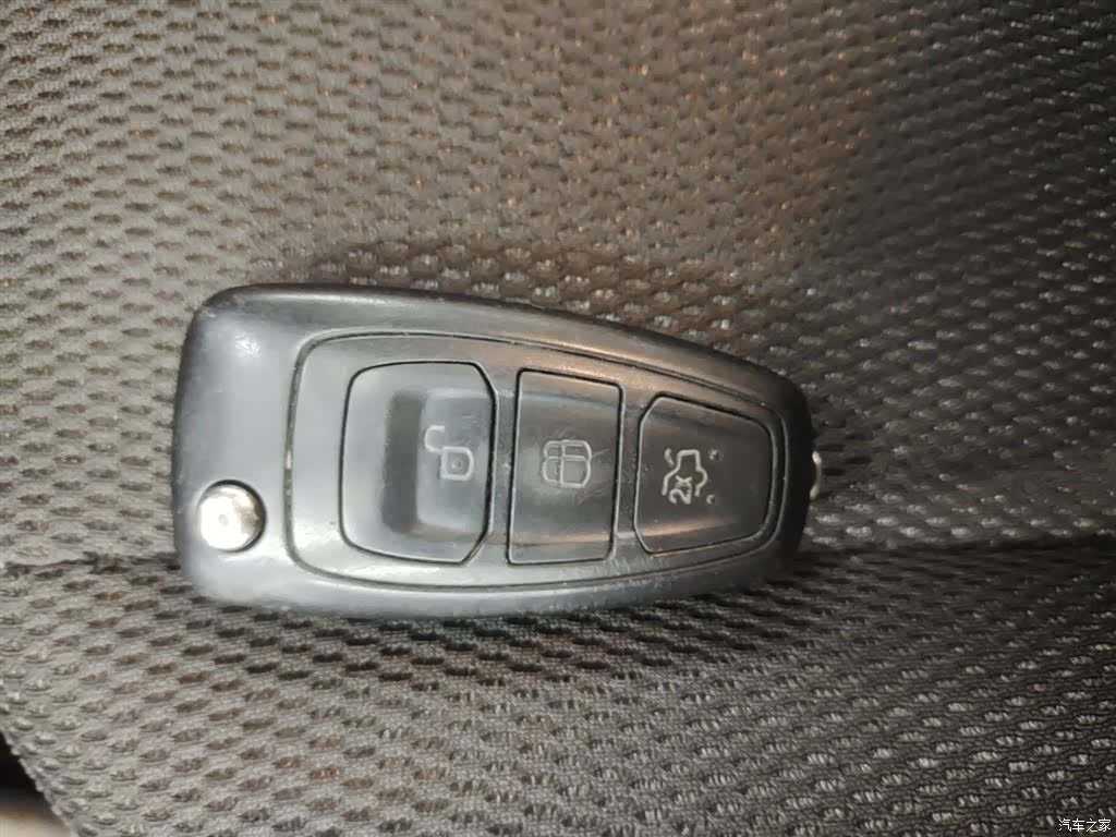 Ford Focus, 2014 9
