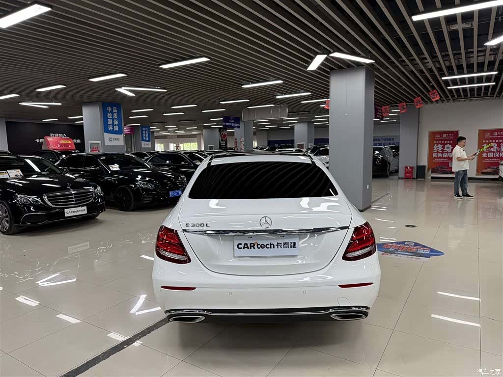 Mercedes-Benz E-Class, 2020 4