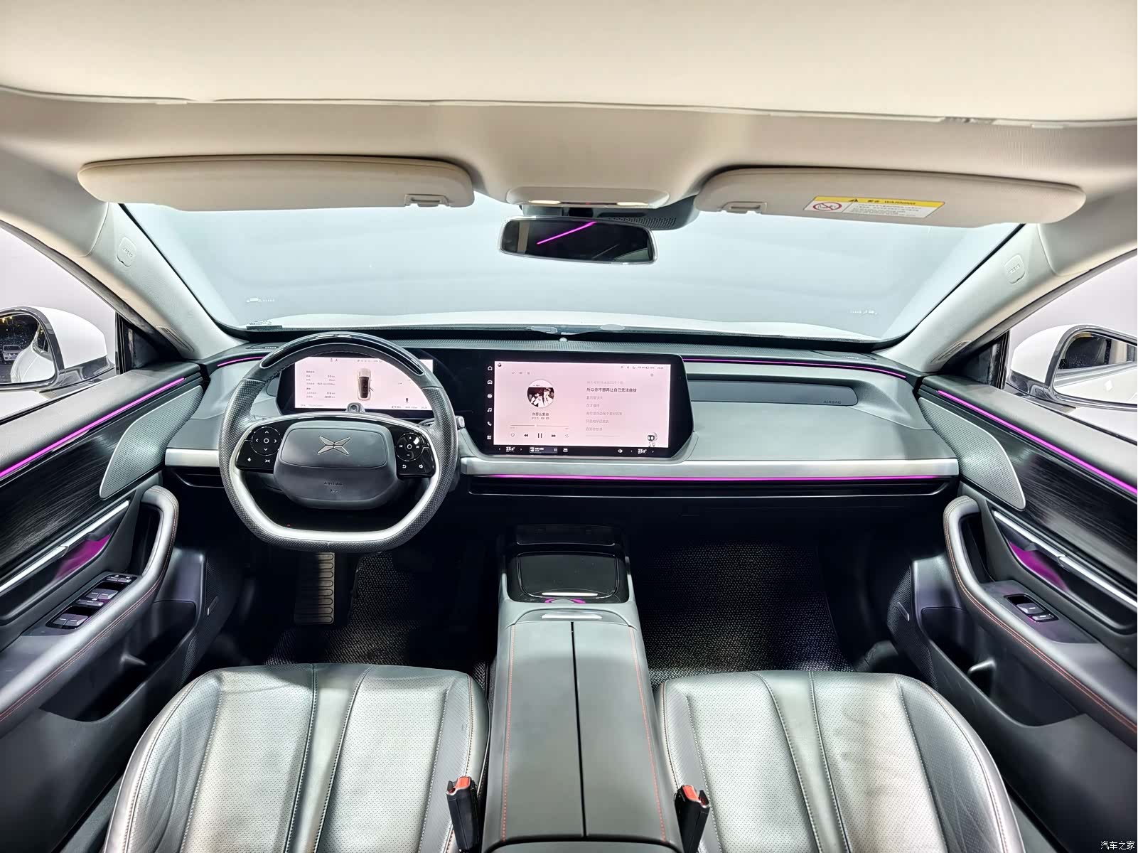 Xpeng P7, 2022 10