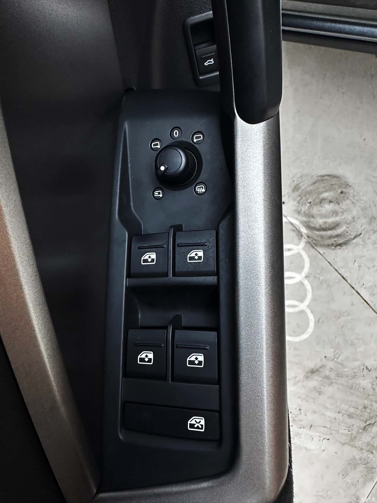 Audi Q3, 2022 13