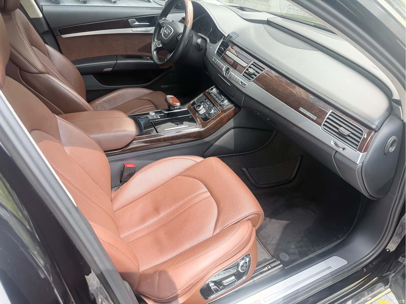 Audi A8L, 2016 8