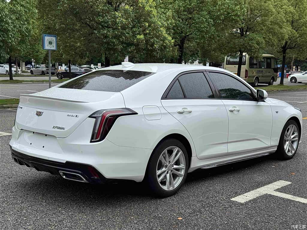 Cadillac CT4, 2021 11