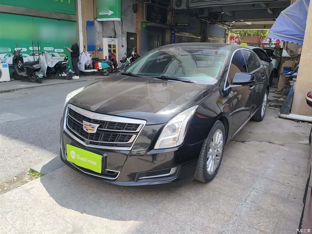 Cadillac XTS, 2017 1