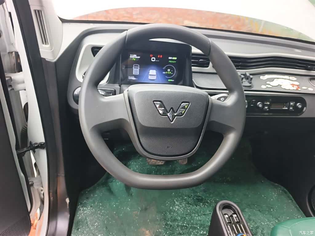 Wuling MINIEV, 2022 11