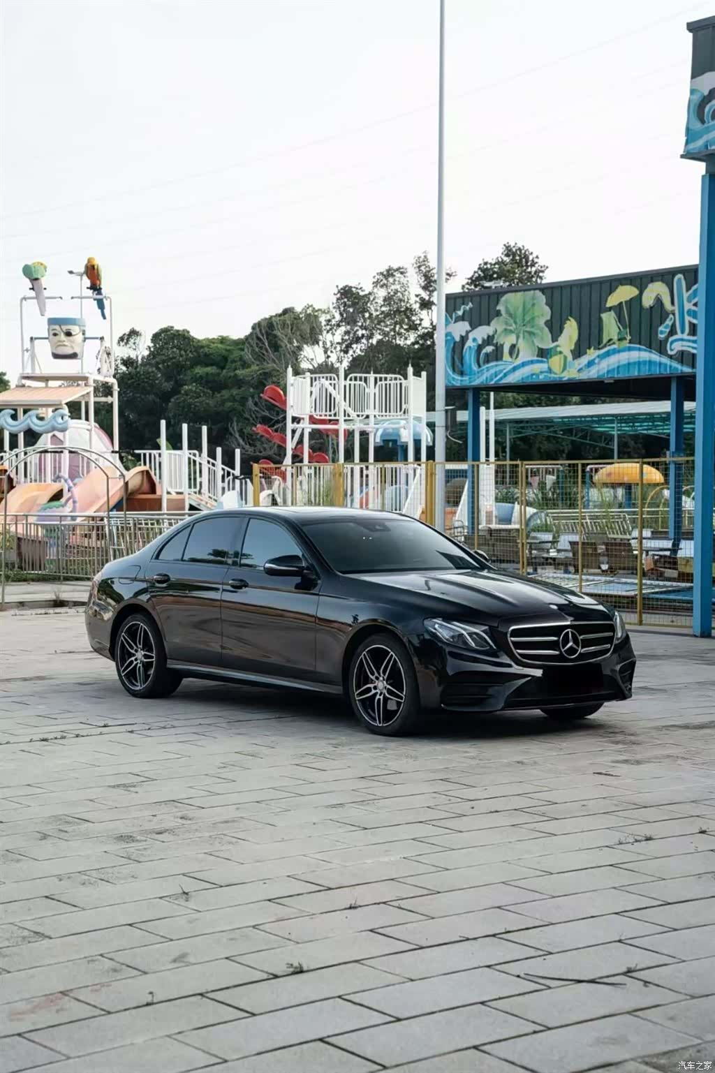 Mercedes-Benz E-Class, 2017 3