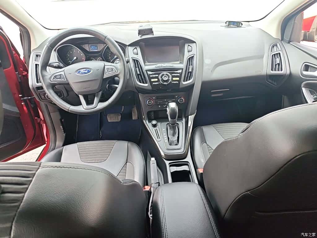 Ford Focus, 2016 10
