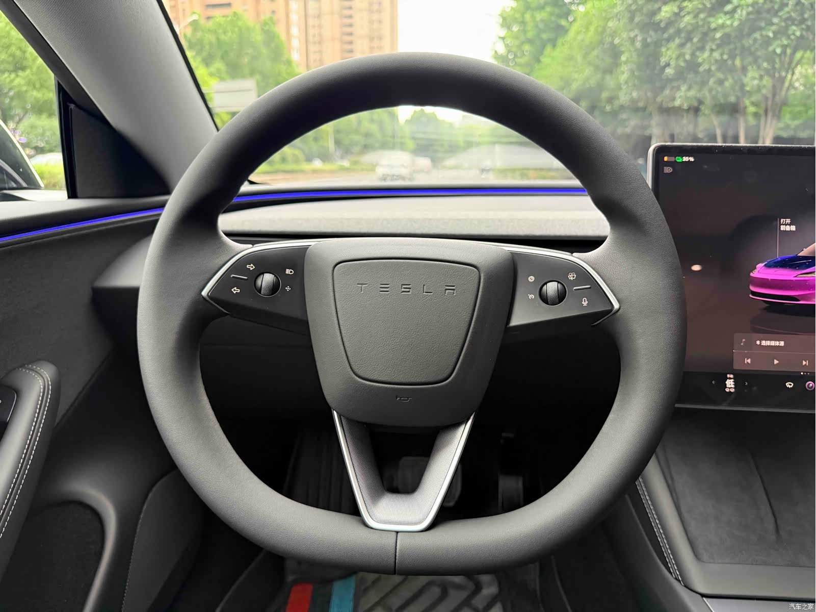 Tesla Model 3, 2025 14