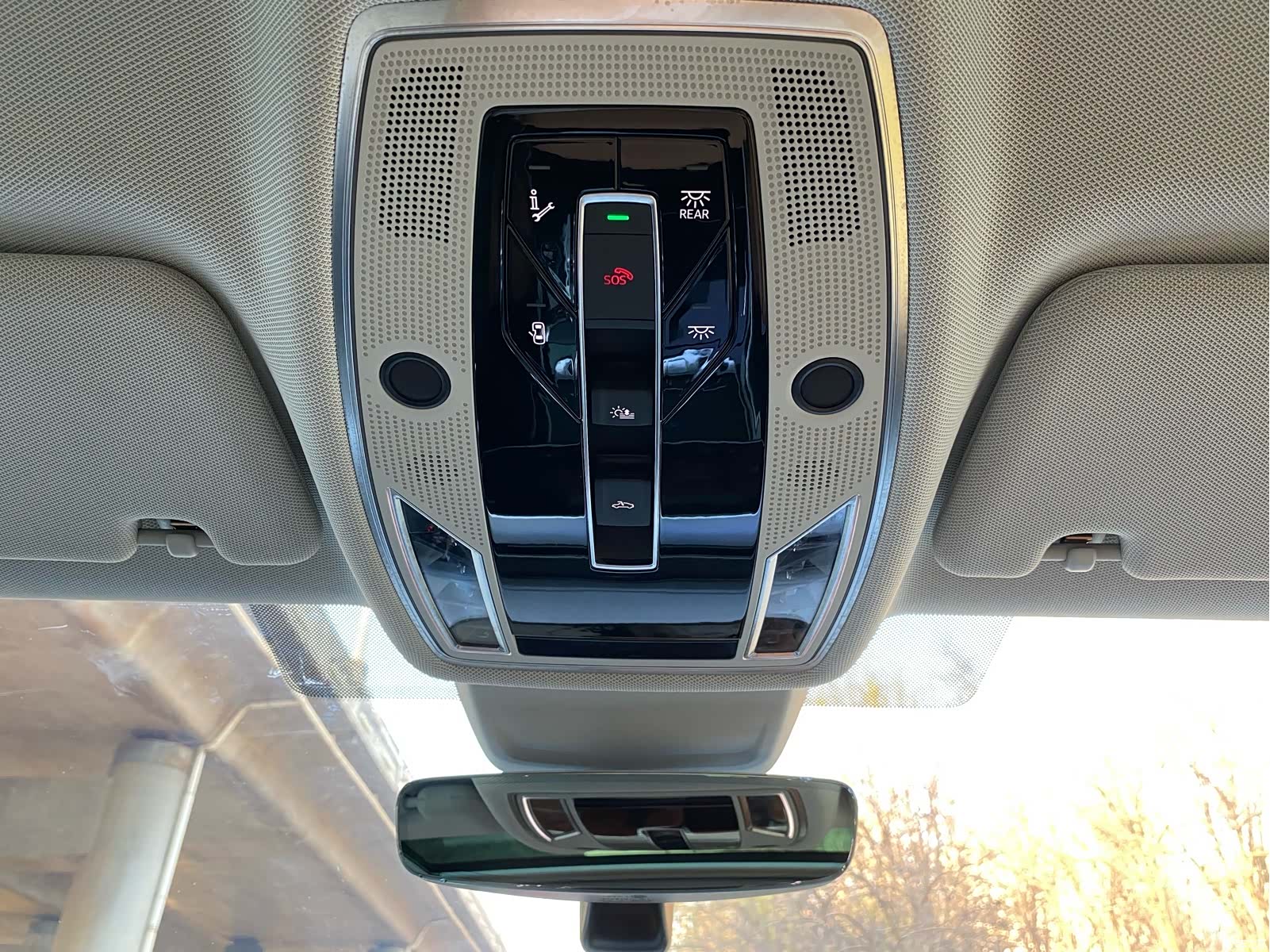 Audi A8L, 2023 25