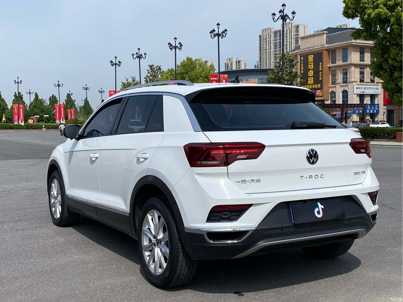 Volkswagen T-ROC, 2022 9