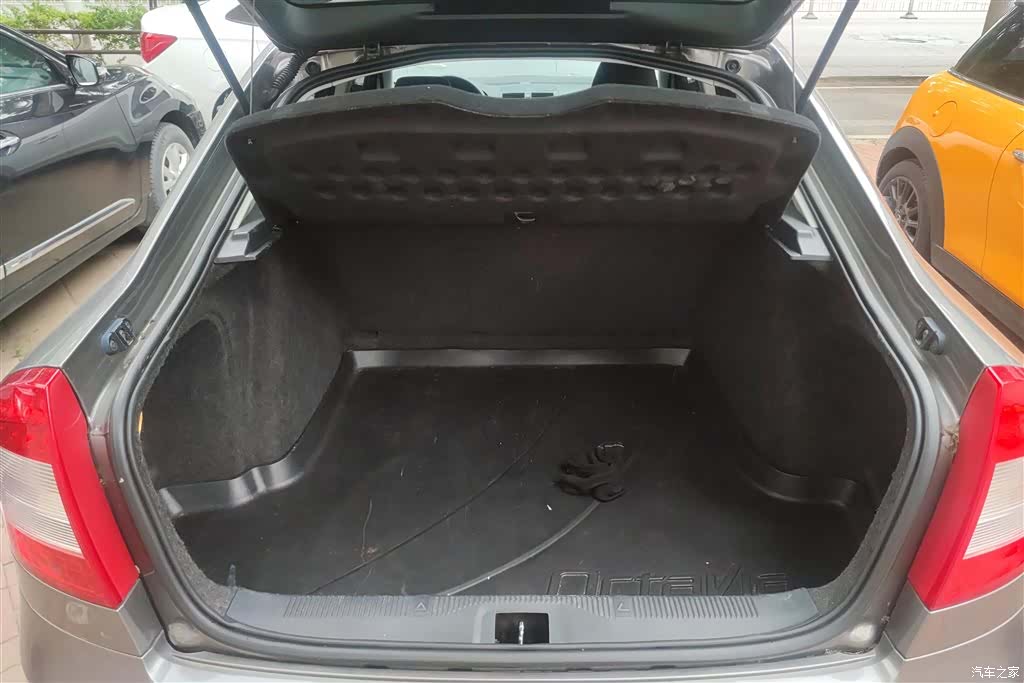 Skoda Octavia, 2013 4