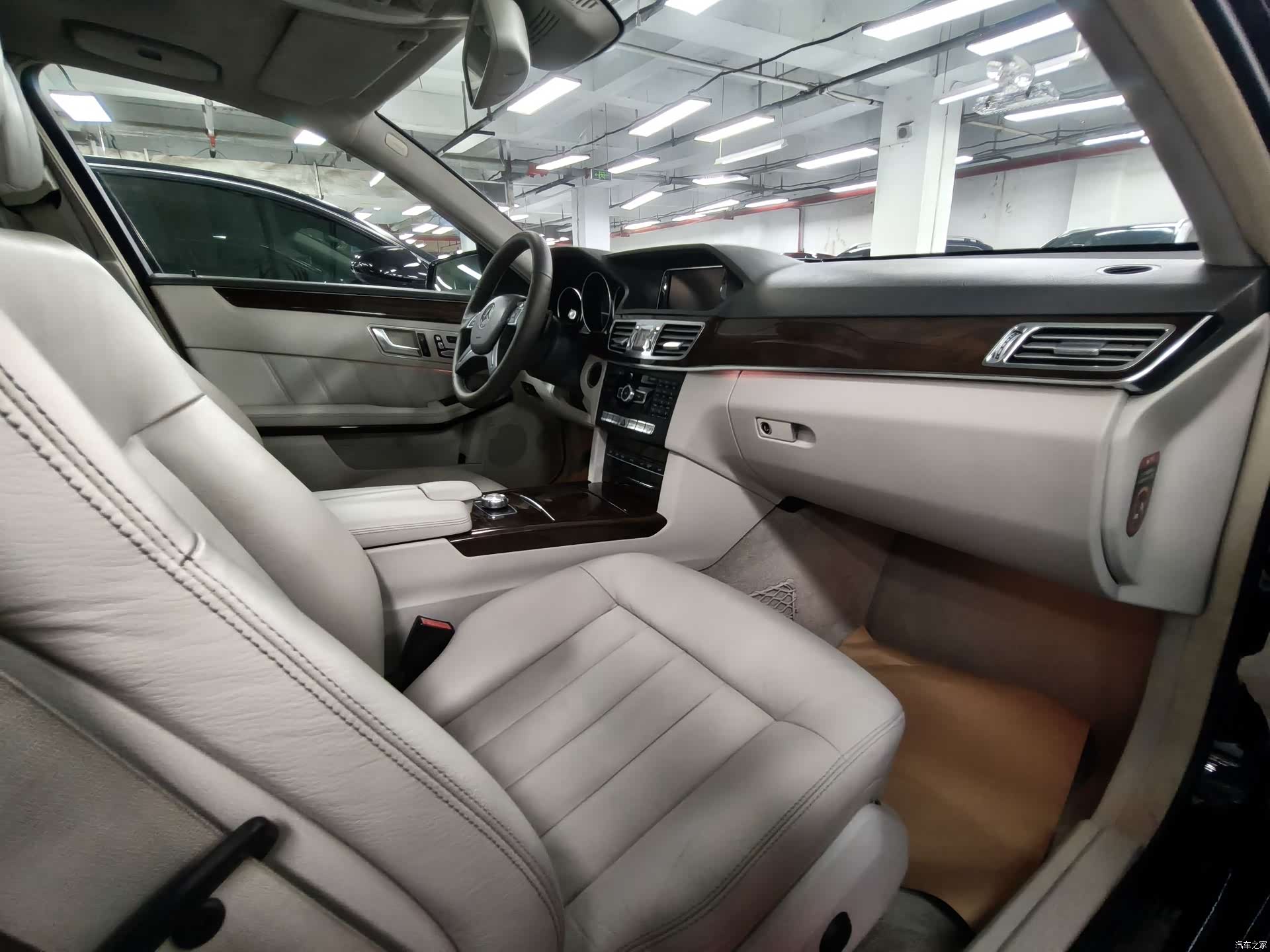 Mercedes-Benz E-Class, 2014 6