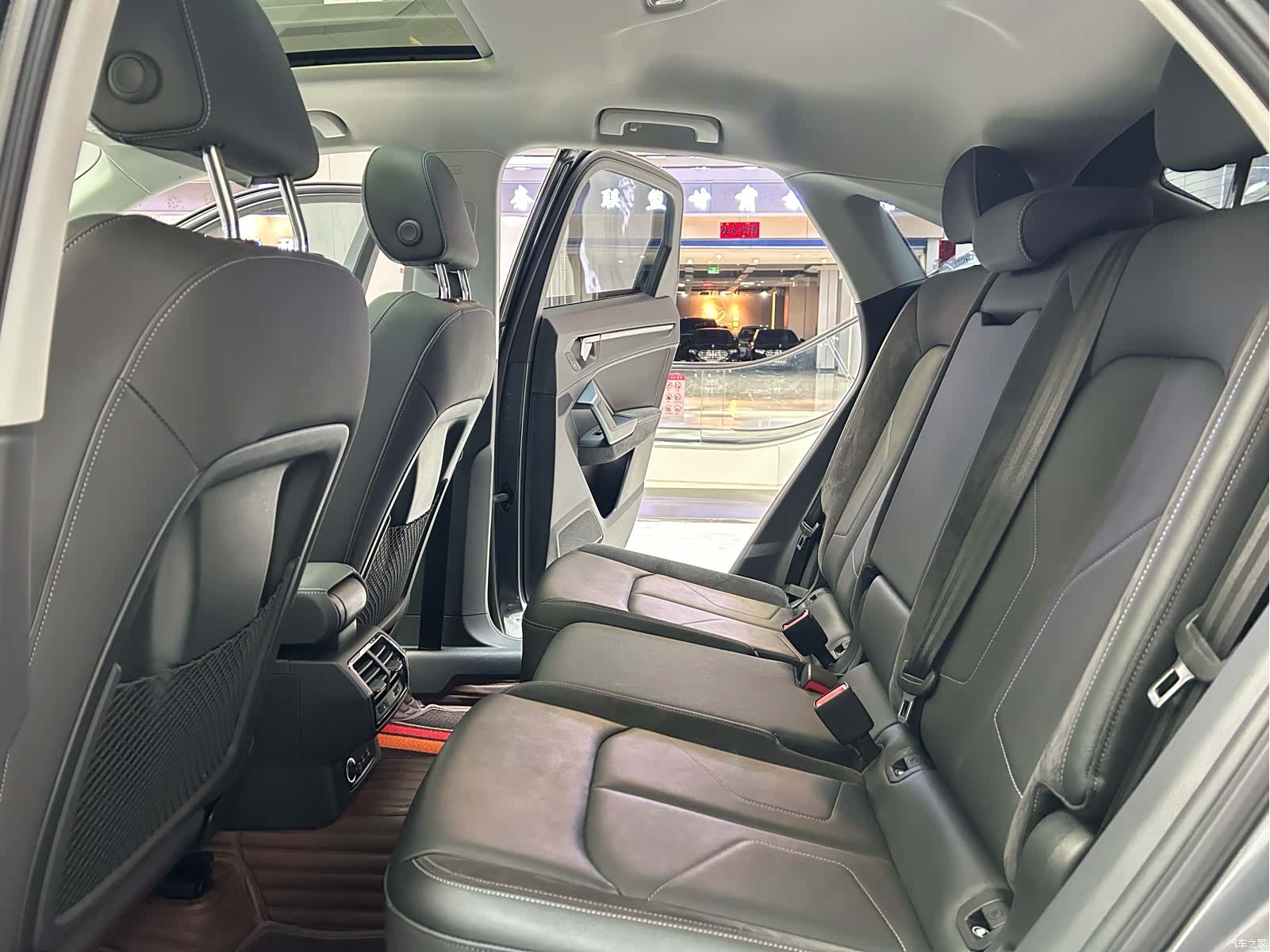 Audi Q3, 2022 6