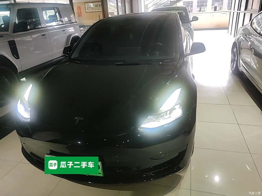 Tesla Model 3, 2023 3