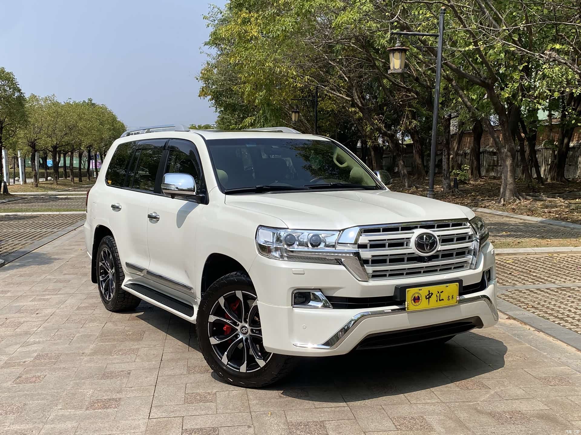 Toyota Land Cruiser, 2017 3