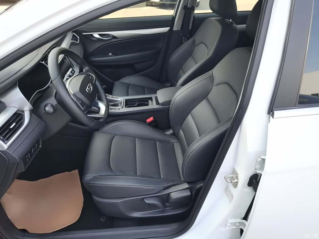 Geely Emgrand, 2020 11