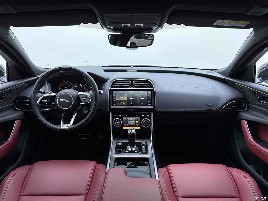 Land Rover XEL, 2023 13