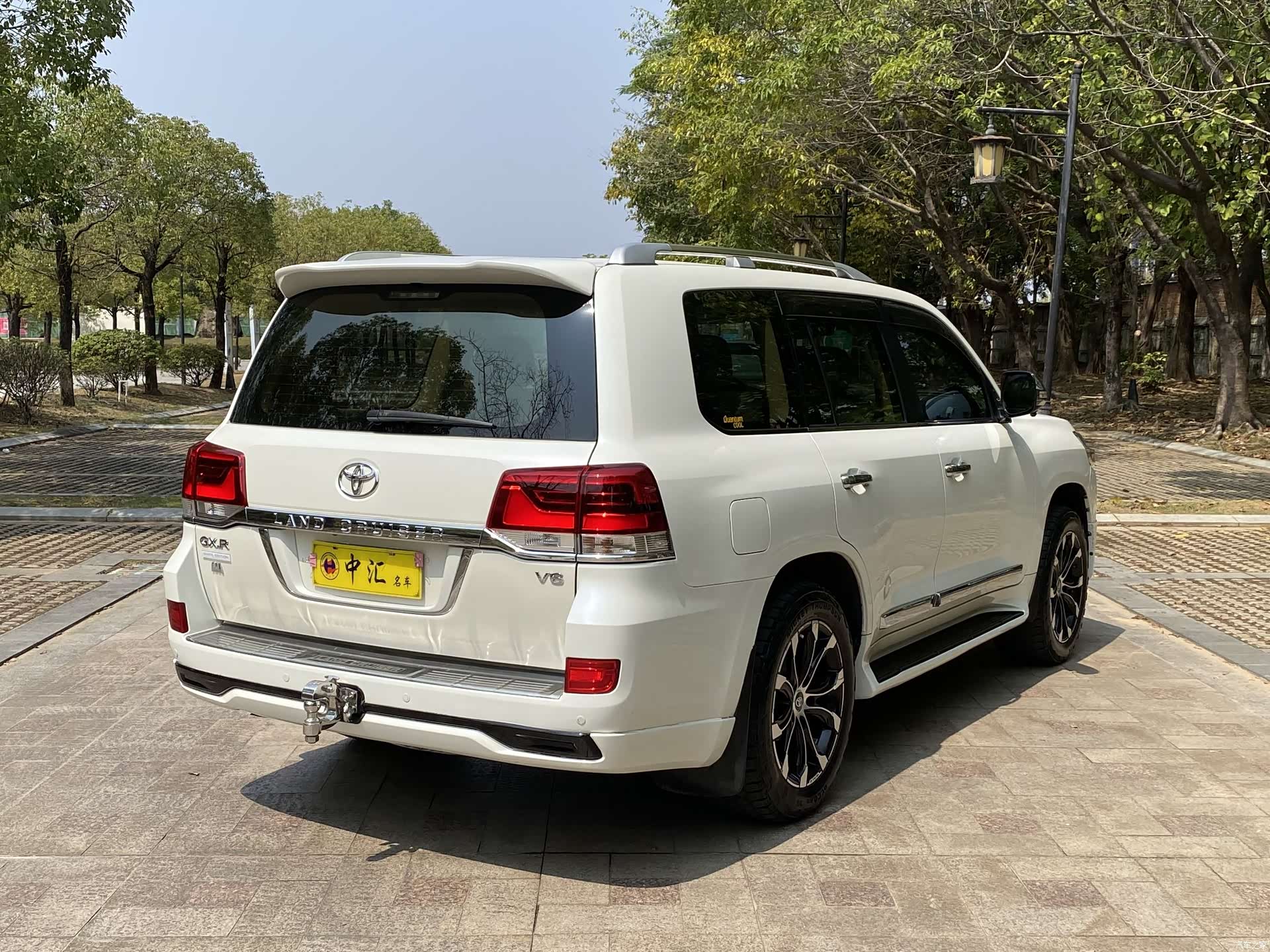 Toyota Land Cruiser, 2017 9