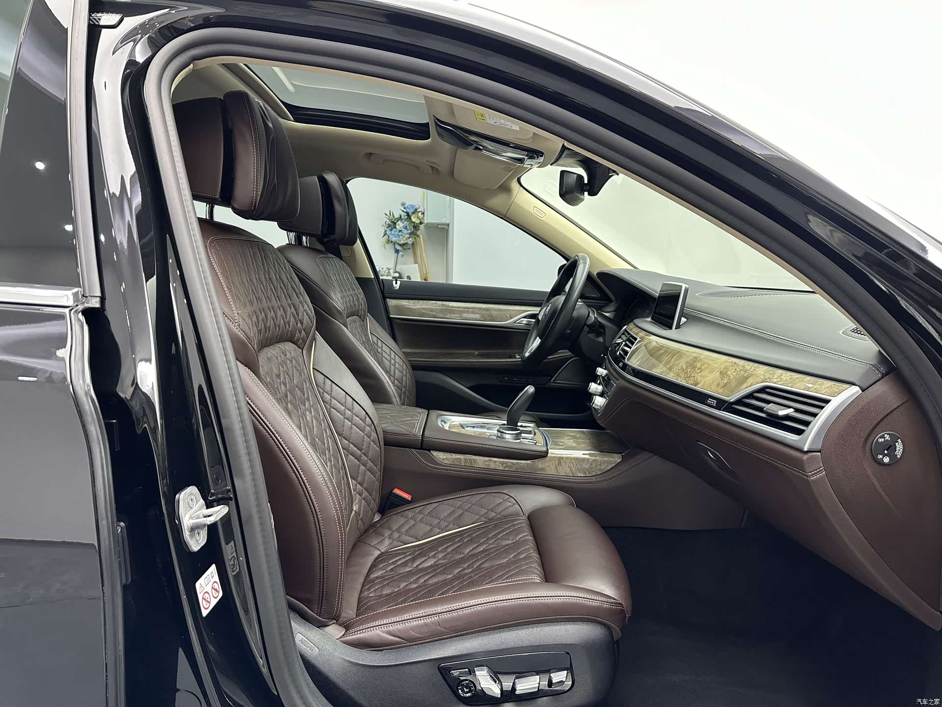 BMW 7 Series, 2020 13