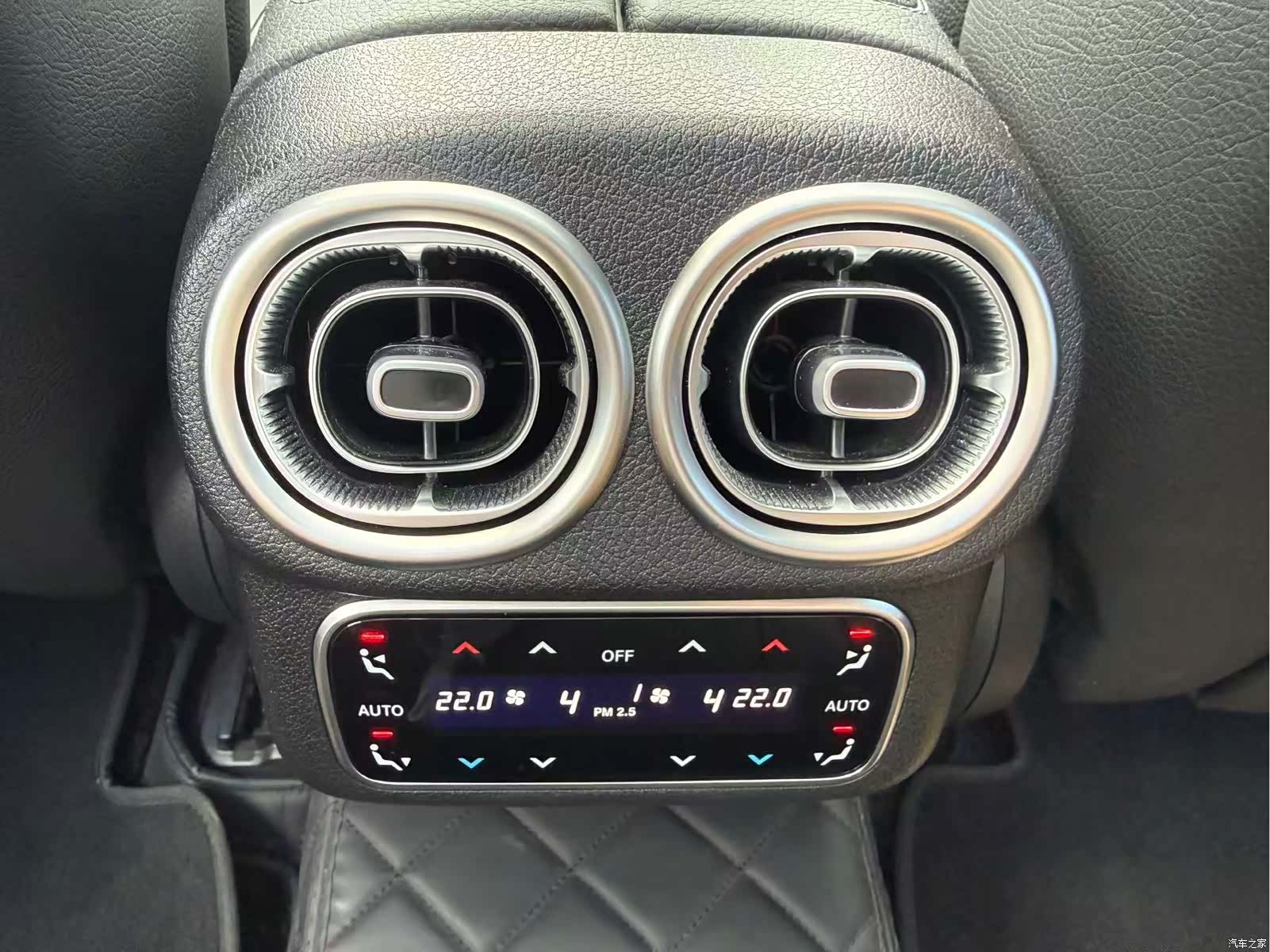 Mercedes-Benz GLC, 2024 14