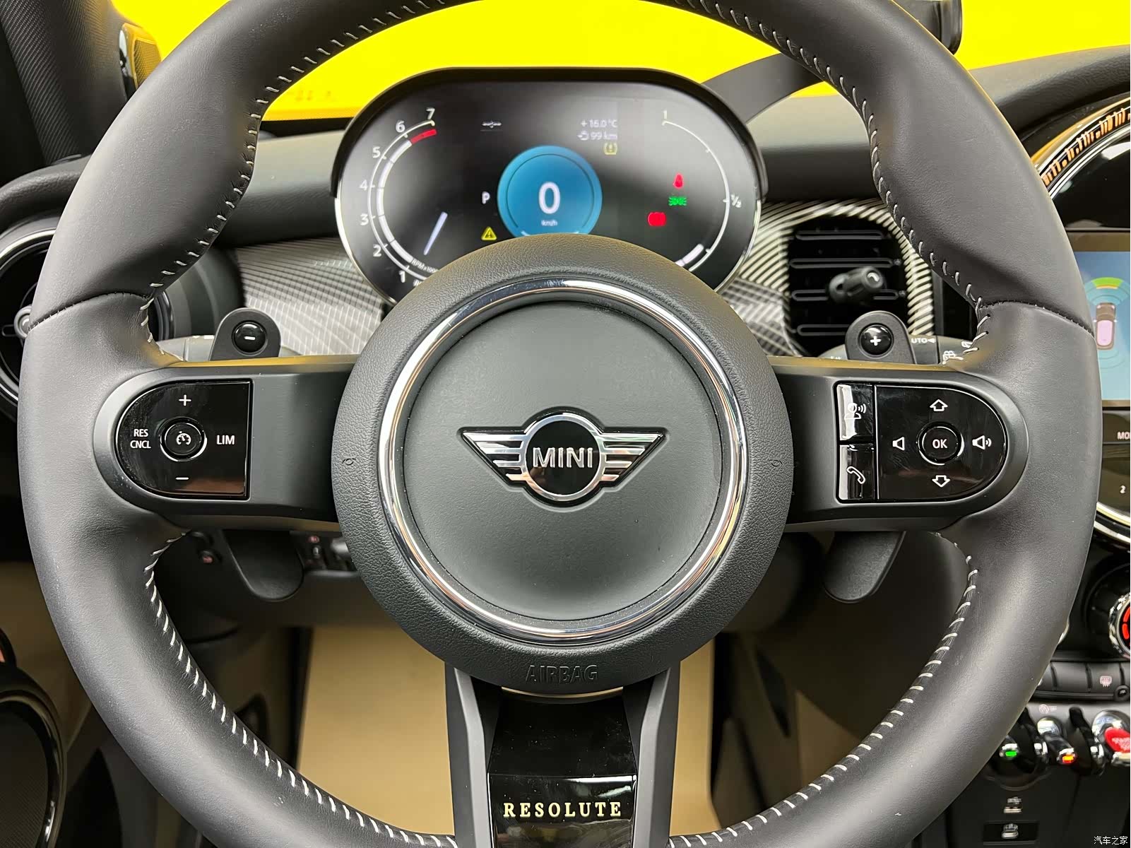 Mini Cooper, 2023 11