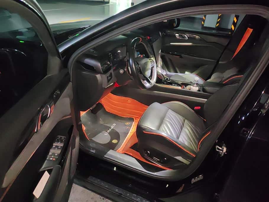 Lynk & Co 02 Hatchback