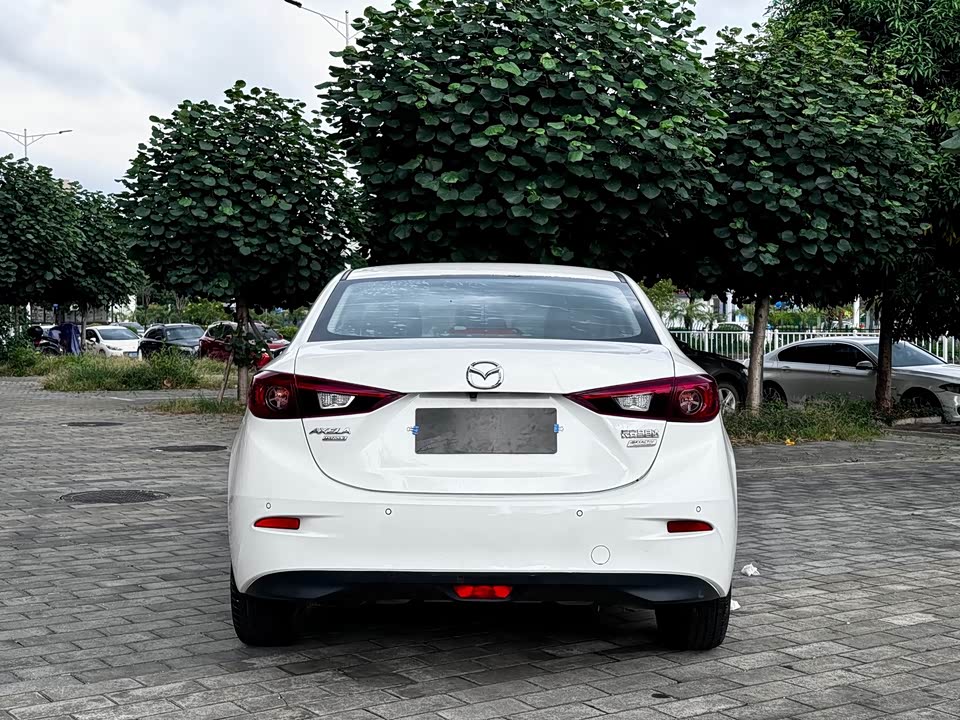Mazda 3 Angkesaila